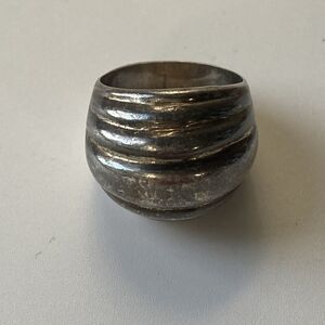 Vintage Sterling Silver 925 Ring Size 6.5 Modernist Domed Chunky Unisex Oxidized